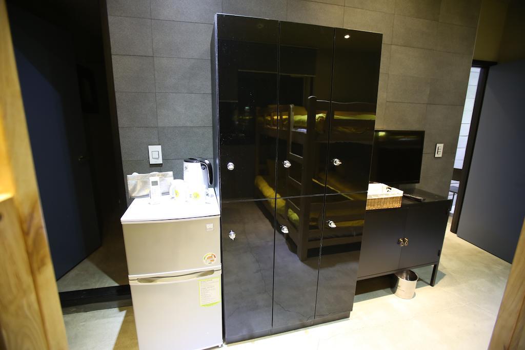 24 Guesthouse Garosugil - Gangnam Seoul Bilik gambar